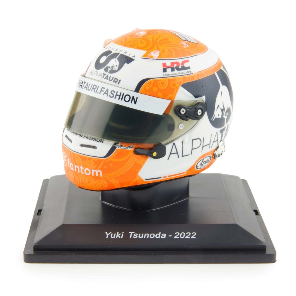 Spark - Casco Yuki Tsunoda 2022 Escala 1:5 En Existencia