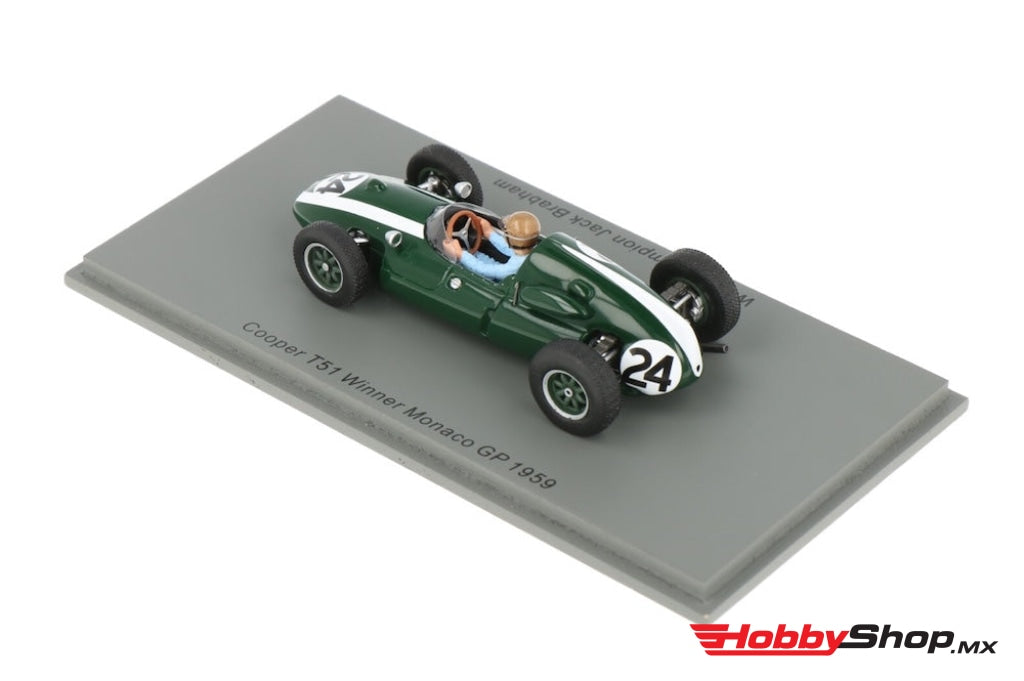 Spark - Cooper - F1 T51 Climax Team Cooper Car Company #24