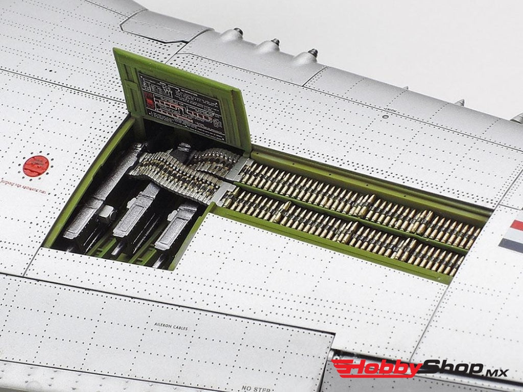 Tamiya - 1/32 North American F-51D Mustang Korean War Plastic Modek Kit En Existencia