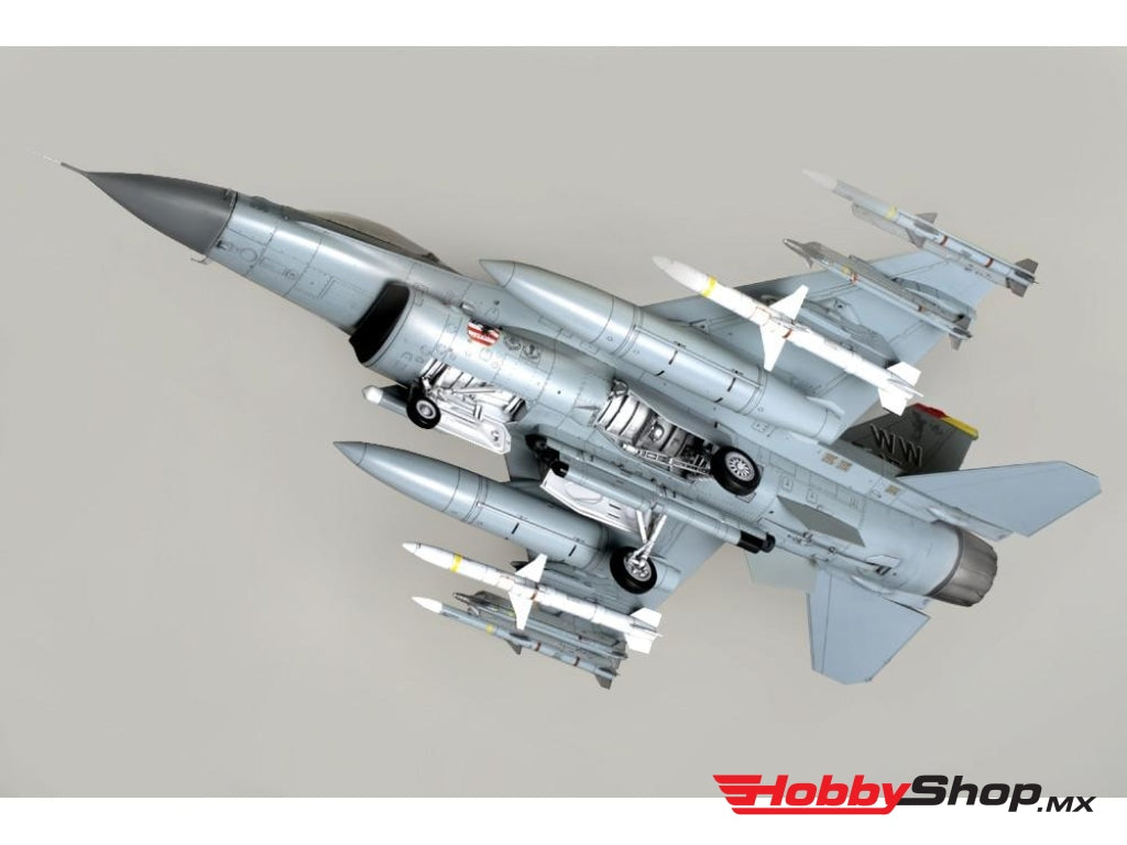Tamiya - 1/48 Lockheed Martin F-16Cj Plastic Model Airplane Kit En Existencia