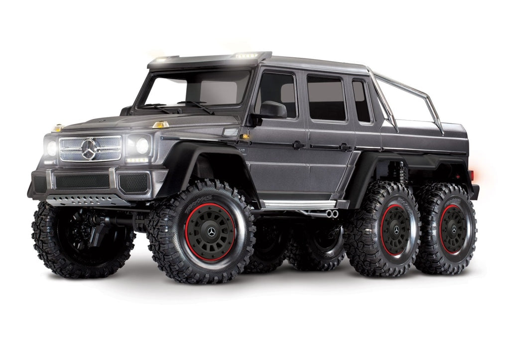 Traxxas - Trx-6 1/10 6X6 Trail Crawler Truck W/mercedes-Benz G 63 Amg Body Plata Sobrepedido